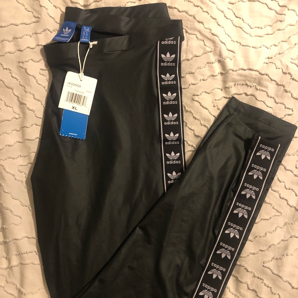NWT Adidas trefoil leggings